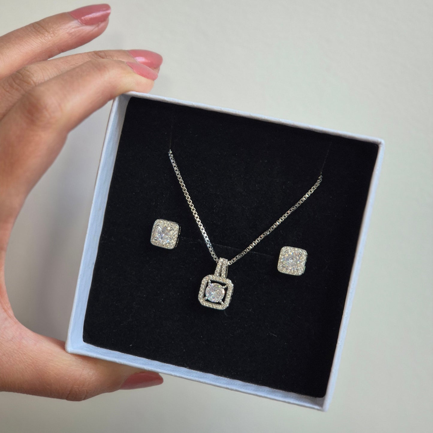 Illuminate Necklace and Earrings Set